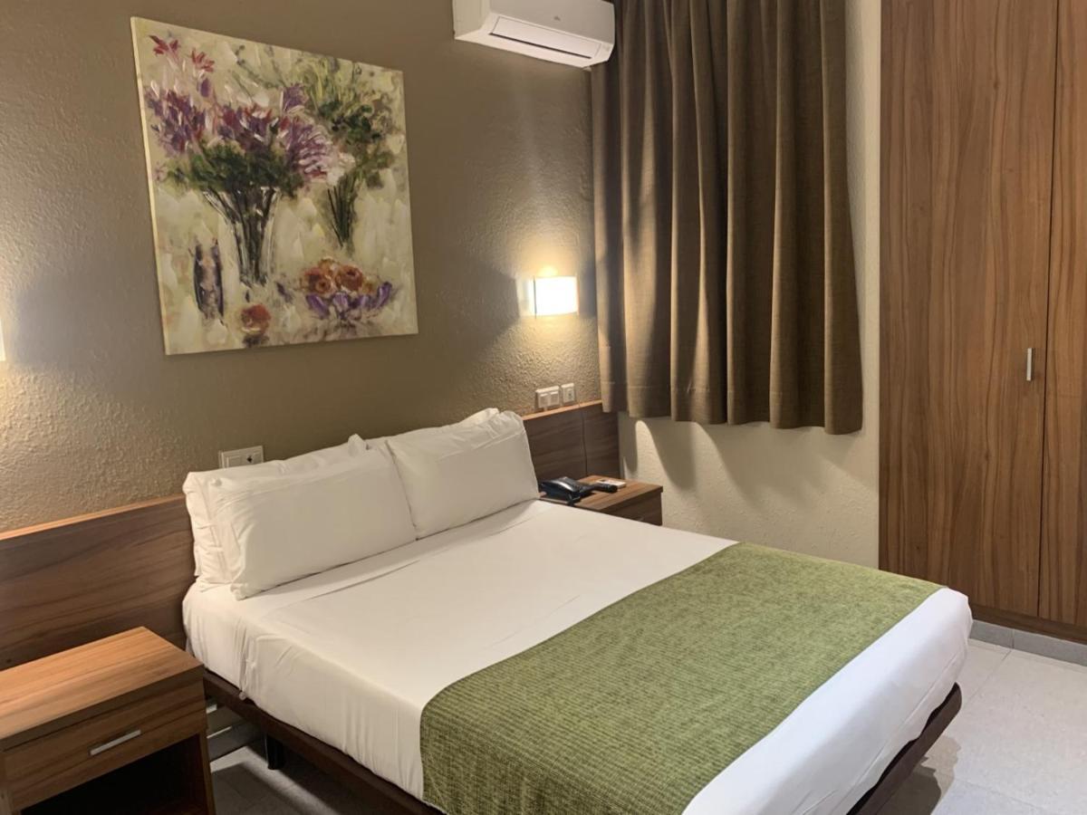 Pension Iznajar Barcelona Luaran gambar